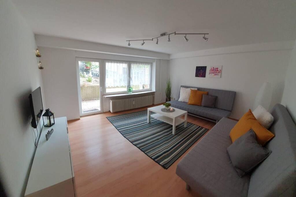 An Der Bergstrasse Apartment *